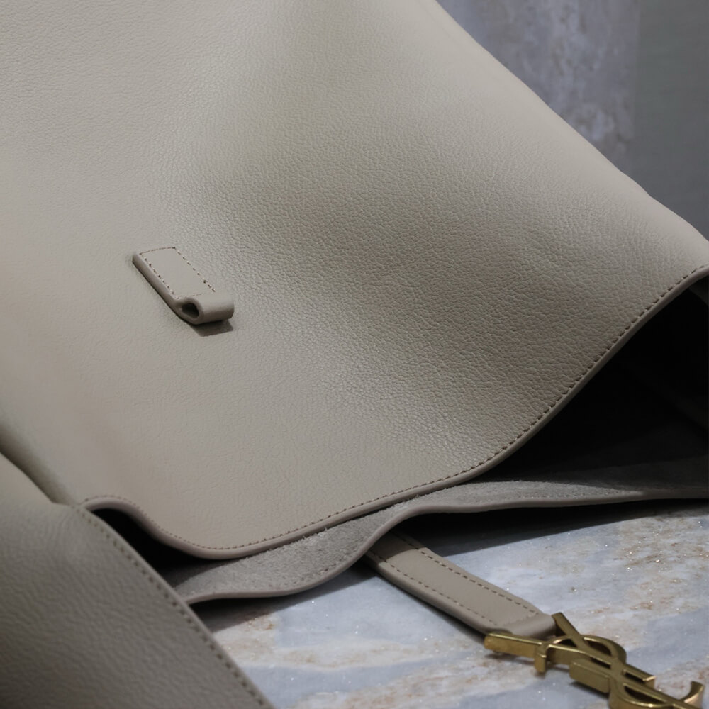 YSL LE 5 �� 7 supple LARGE