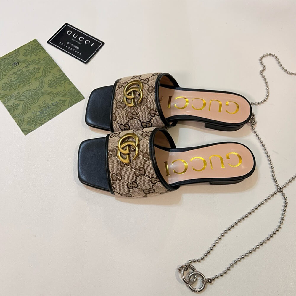 GUCCI Jolie GG Canvas Slides