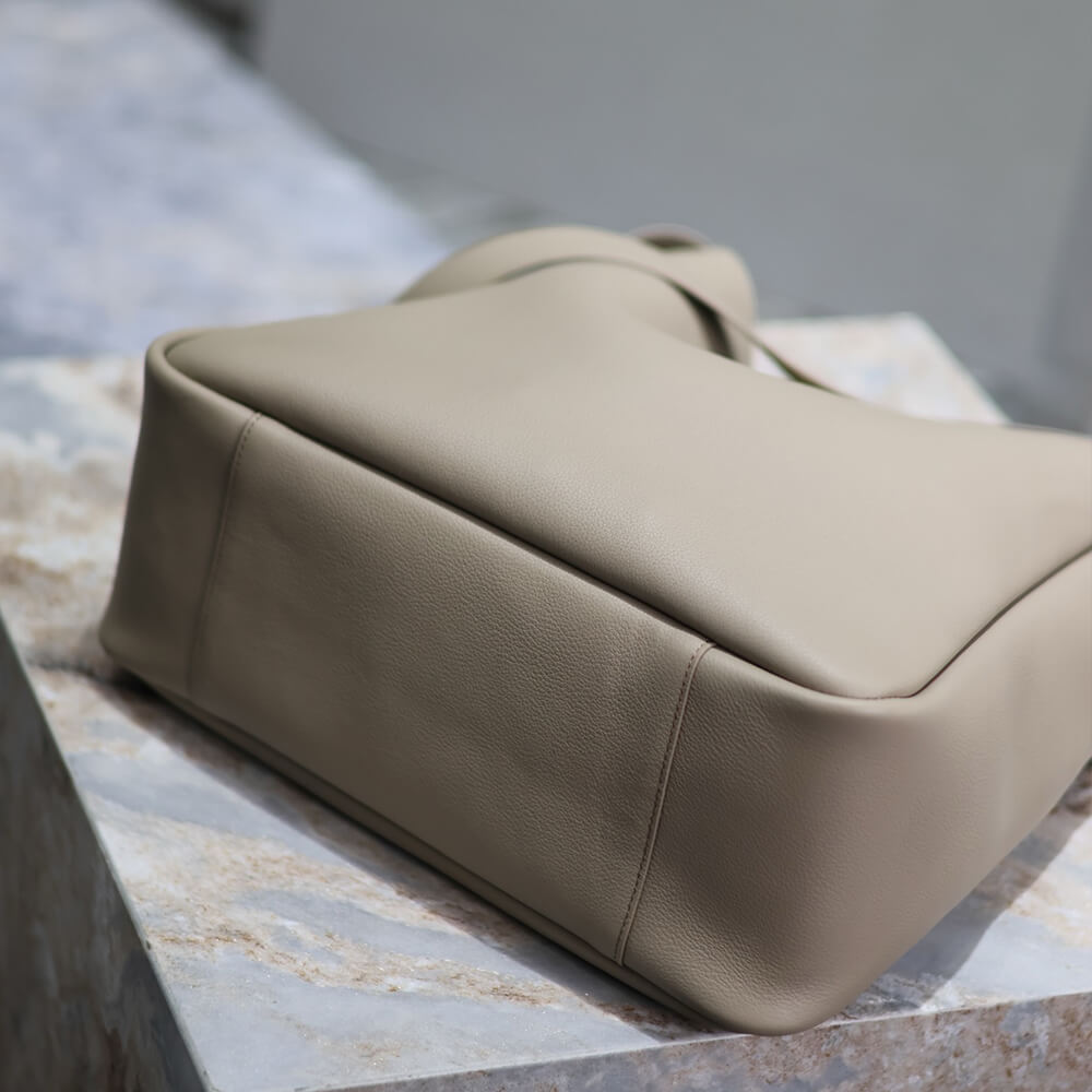 YSL LE 5 �� 7 supple LARGE