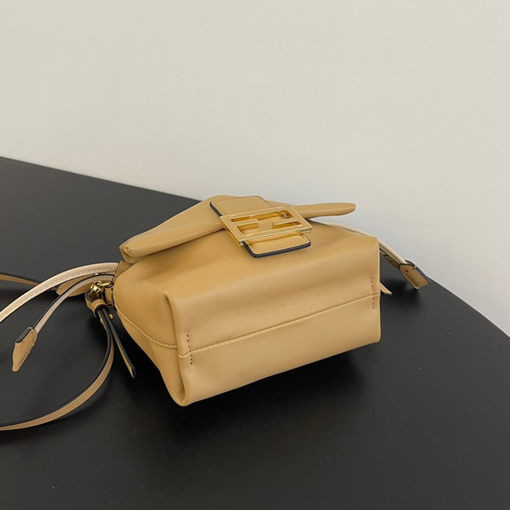 Fendi Mamma Baguette Small(high-end grade)