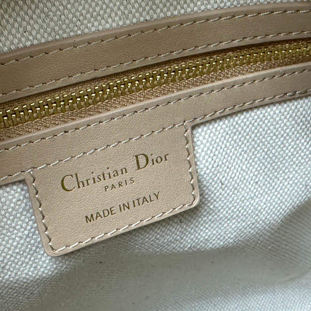 Dior Groove 25 Bag(HIGH-END GRADE)