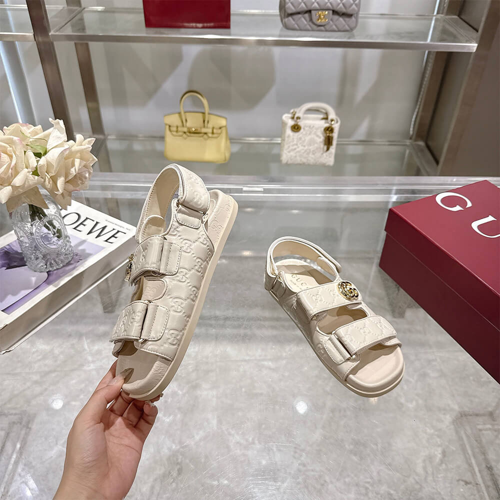 GUCCI Women s sandal with Double G