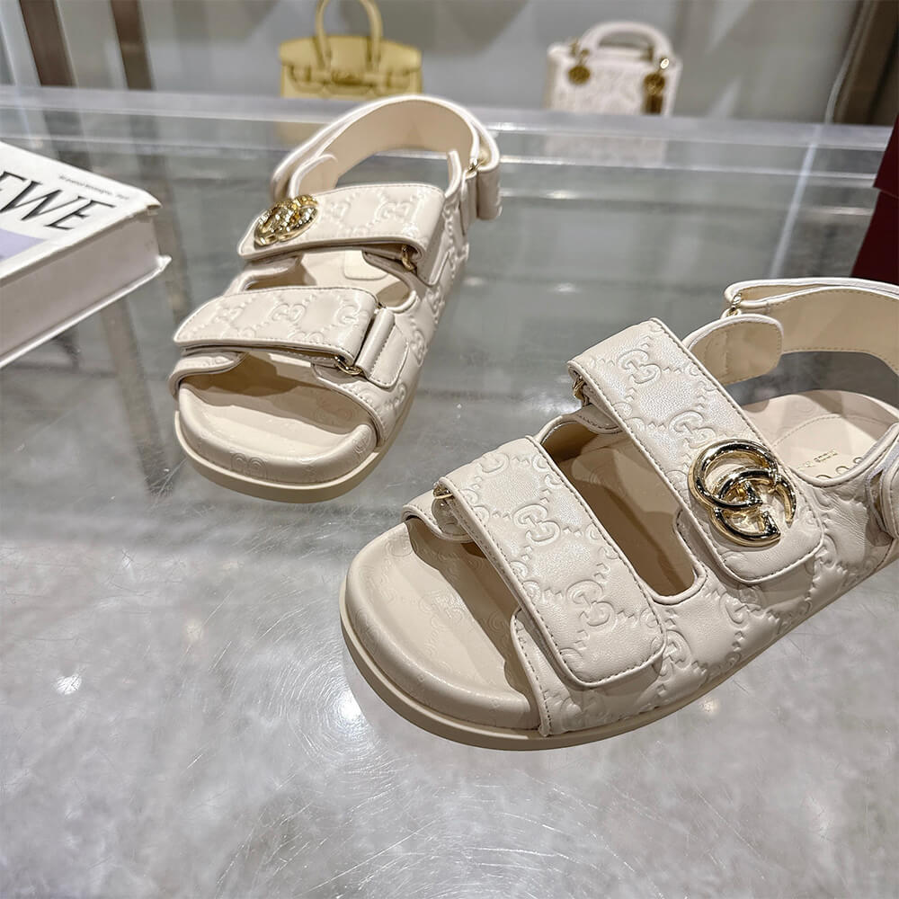 GUCCI Women s sandal with Double G