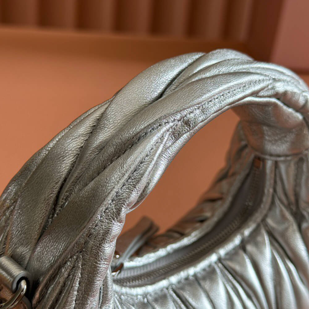 Mini Wander matelasse nappa leather hobo bag(high-end grade)