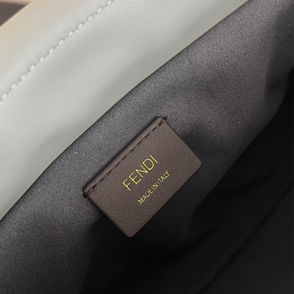 Fendi Mamma Baguette Medium(high-end grade)