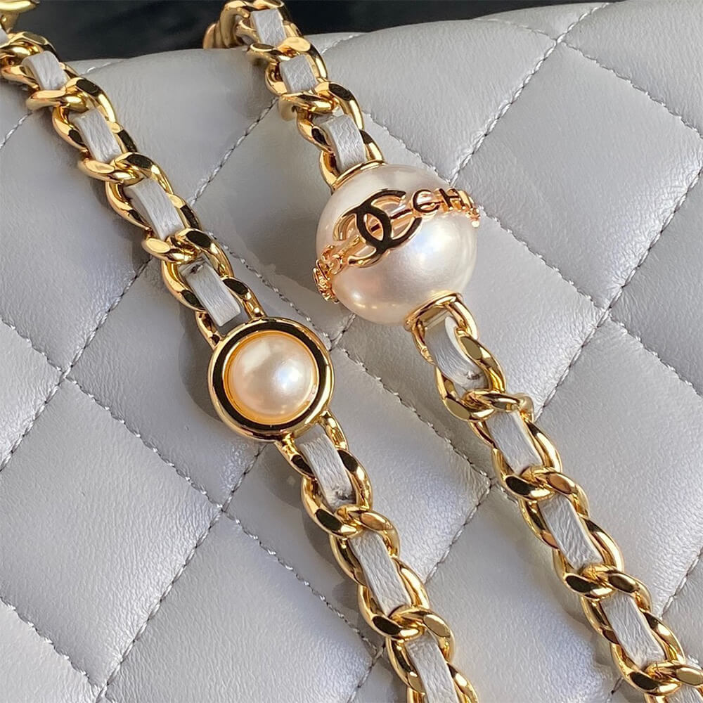 CHANEL Flap Phone Holder with Chain(HIGH-END GRADE)