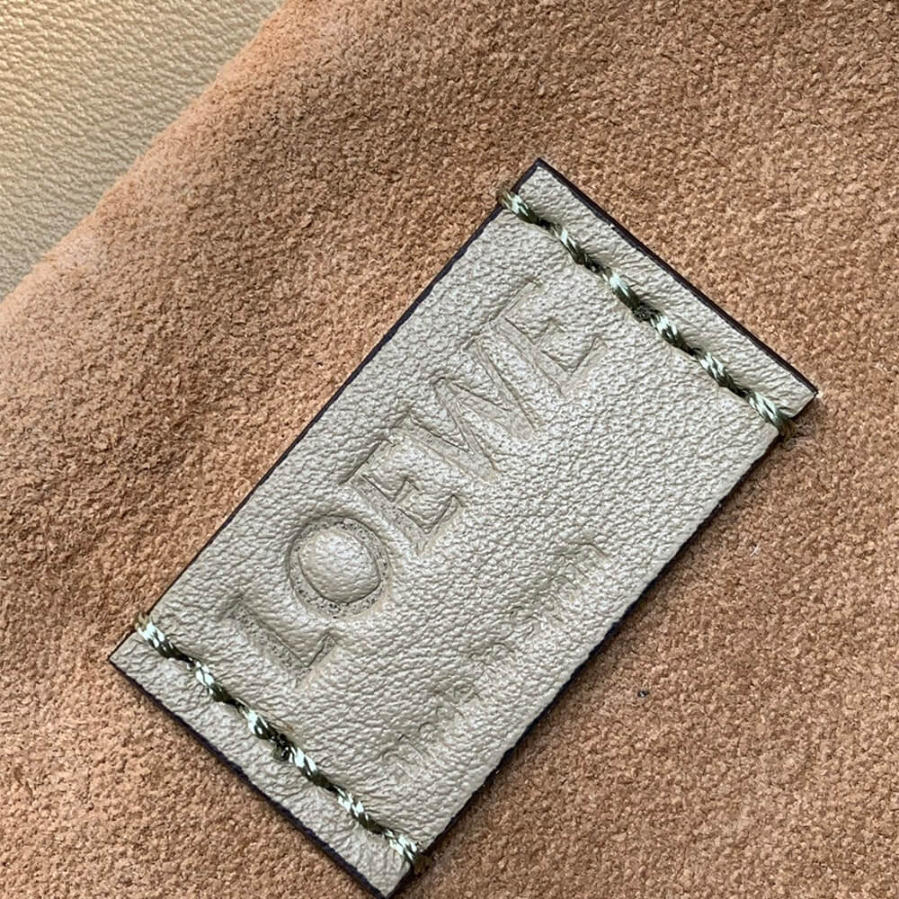 LOEWE Medium Flamenco clutch in nappa calfskin(HIGH-END GRADE)