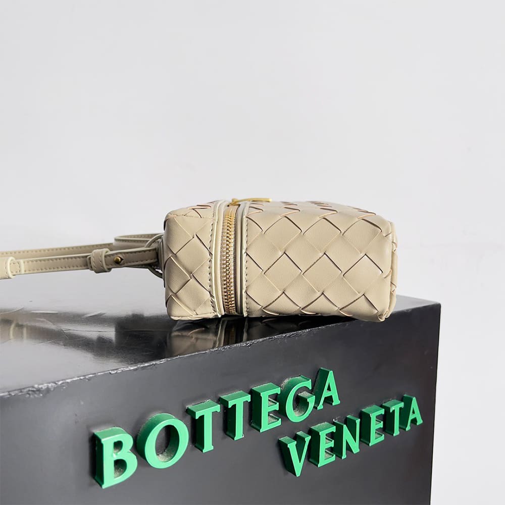 Bottega Veneta Bang Bang Vanity Case(high-end grade)
