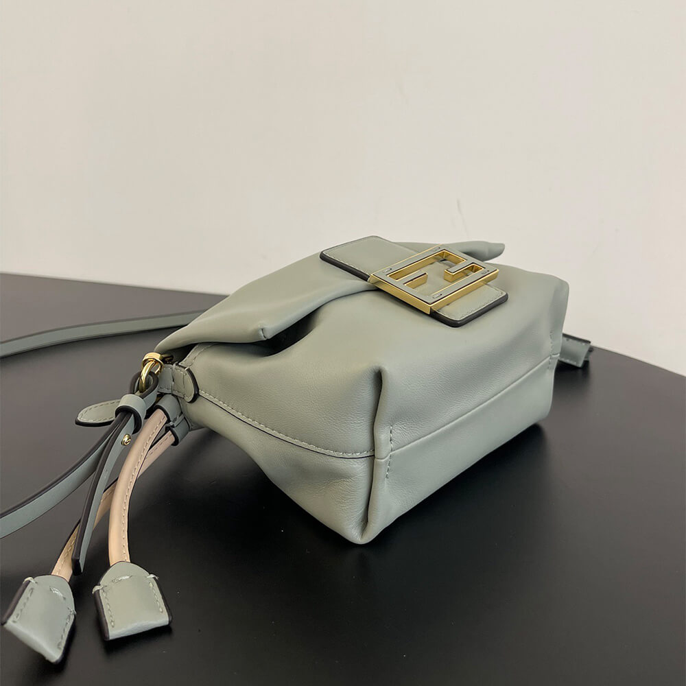 Fendi Mamma Baguette Small(high-end grade)