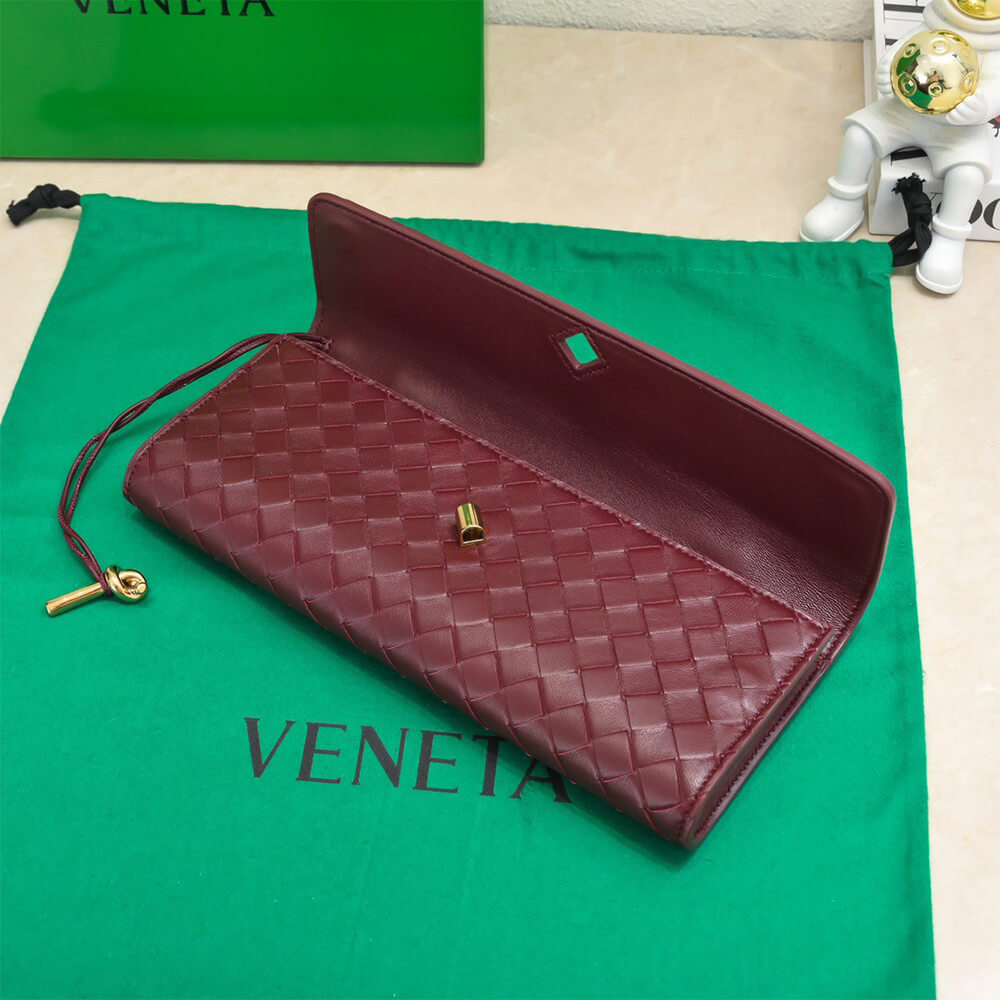 Bottega Veneta Andiamo Clutch(HIGH-END GRADE)