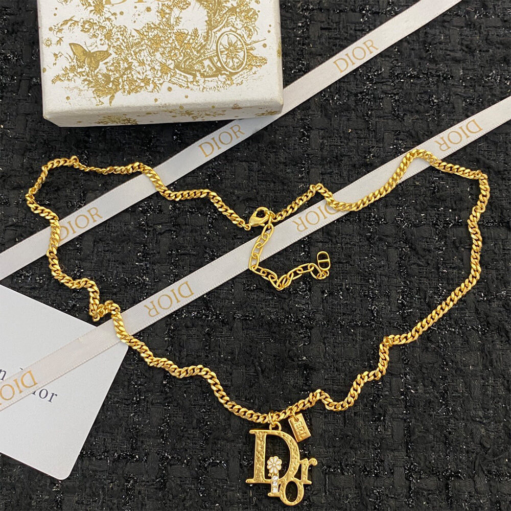 DIOR NECKLACE